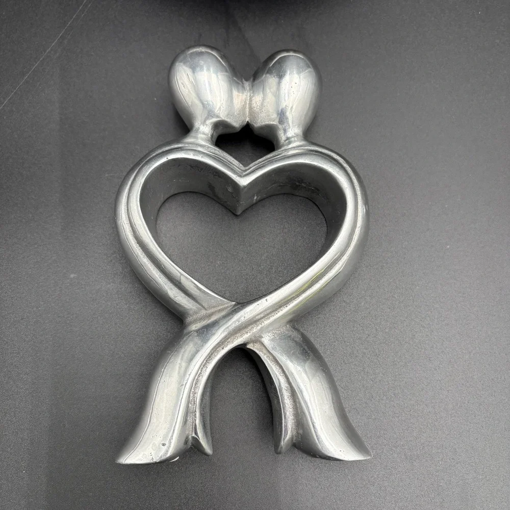 Just Paper Roses ~The Kiss~ Aluminum Figurine Valentines‎ 10th Anniversary